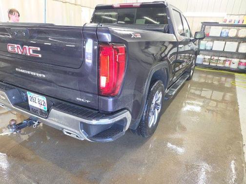Titanium Rush Metallic 2023 GMC Sierra 1500 SLT
