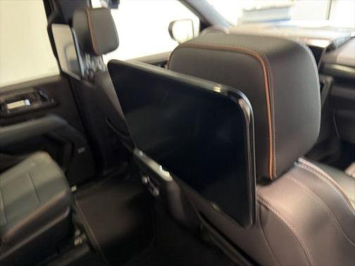 2025 GMC Yukon AT4 4WD