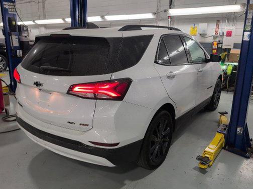 Summit White 2024 Chevrolet Equinox AWD RS