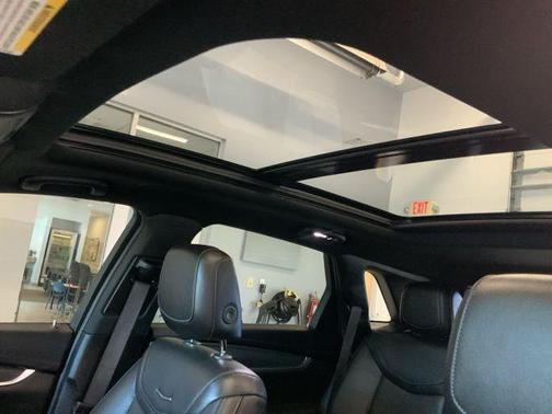 2024 Cadillac XT5 Sport