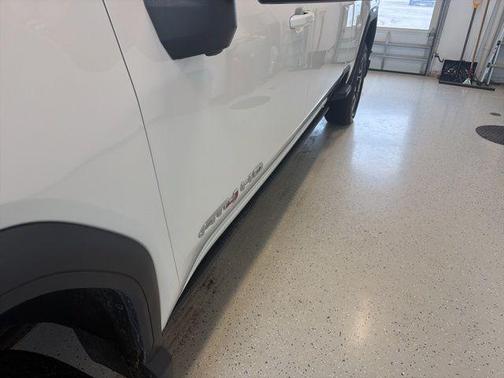 2022 GMC Sierra 2500 AT4