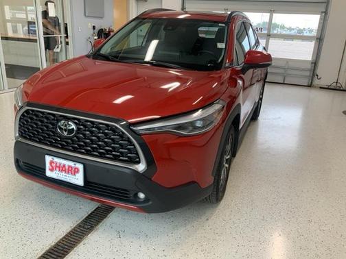 2022 Toyota Corolla Cross XLE