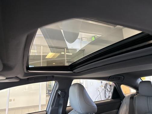 2021 Toyota Avalon Limited