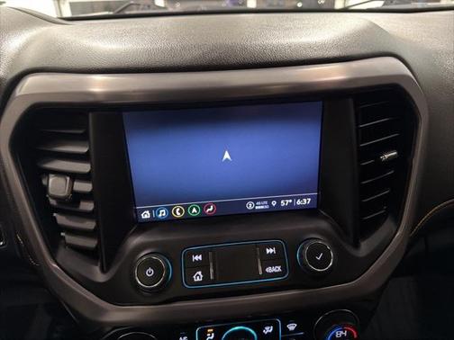2022 GMC Acadia AT4