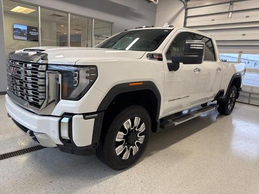 2024 GMC Sierra 2500 Denali