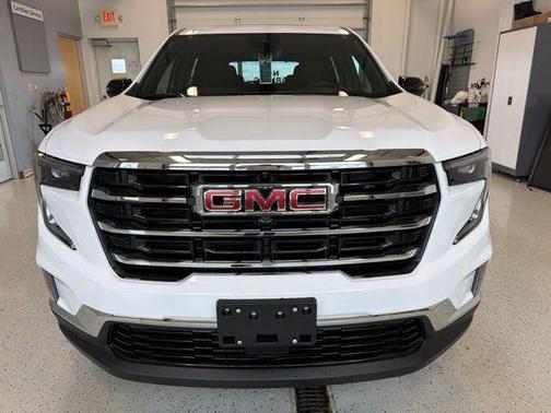 Summit White 2026 GMC Acadia Elevation AWD