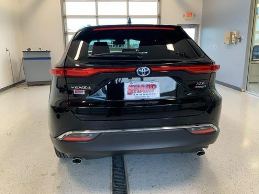 2022 Toyota Venza XLE