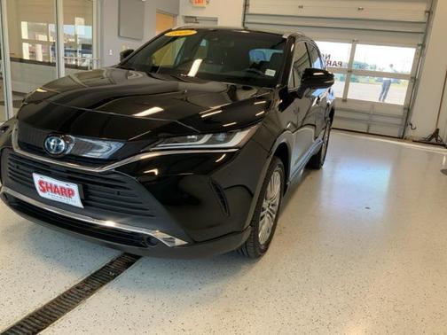 2022 Toyota Venza XLE