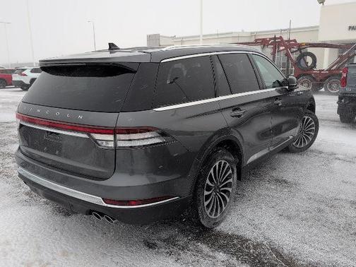 2023 Lincoln Aviator Standard AWD