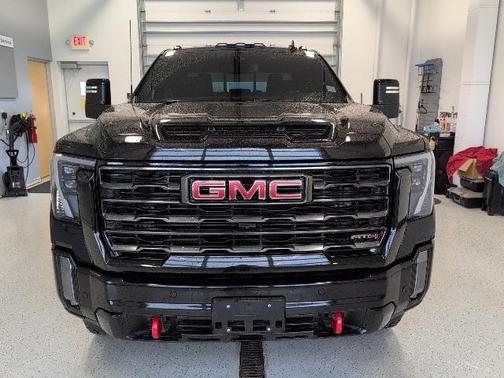 2024 GMC Sierra 2500 AT4