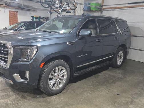 Dark Sky Metallic 2021 GMC Yukon SLT