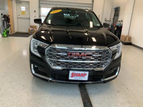 2023 GMC Terrain Denali