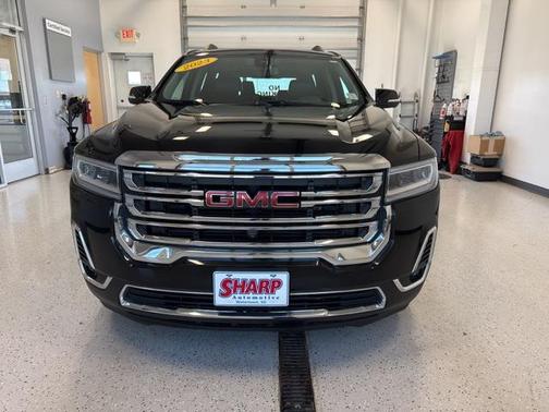 2023 GMC Acadia AWD SLT
