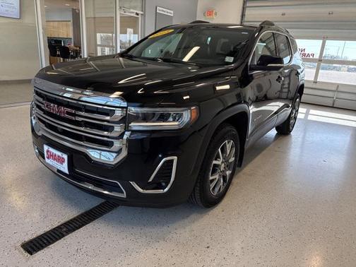 2023 GMC Acadia AWD SLT