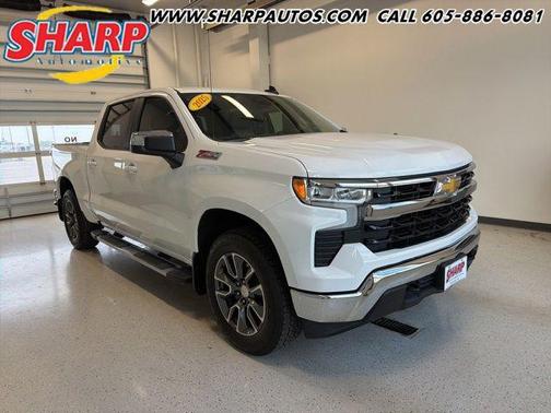 Summit White 2025 Chevrolet Silverado 1500 LT