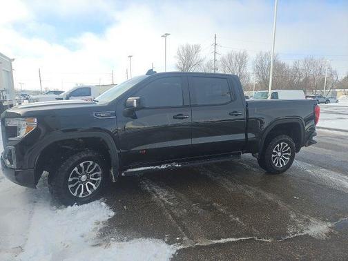 2022 GMC Sierra 1500 AT4