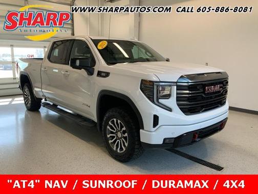 2023 GMC Sierra 1500 AT4