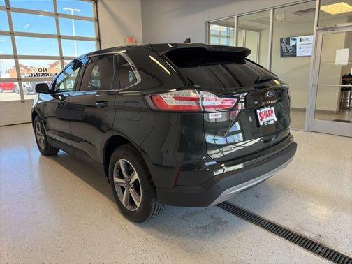 Forged Green Metallic 2023 Ford Edge SEL