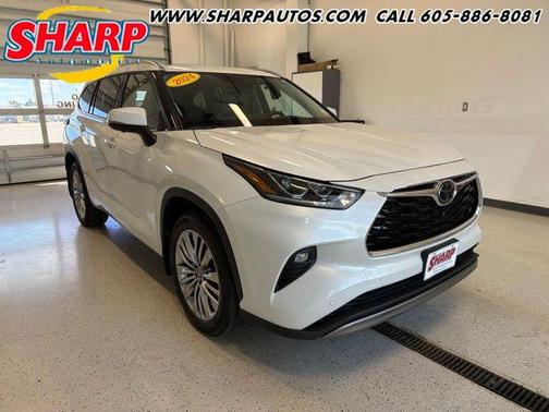 Wind Chill Pearl 2024 Toyota Highlander Platinum