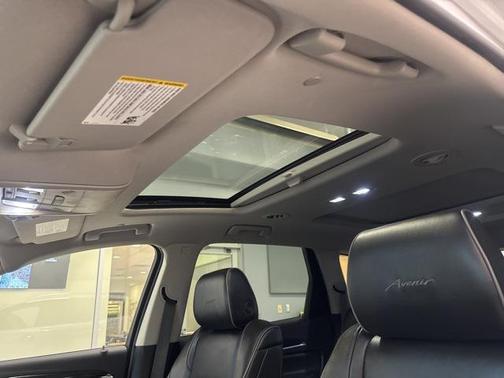 2021 Buick Enclave AWD Avenir