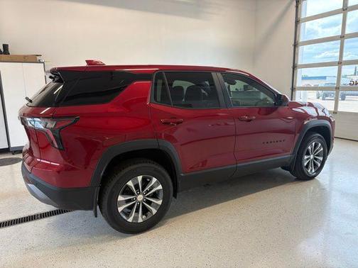 Radiant Red Tintcoat 2026 Chevrolet Equinox 1LT