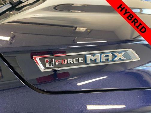 2025 Toyota Tundra Hybrid Platinum