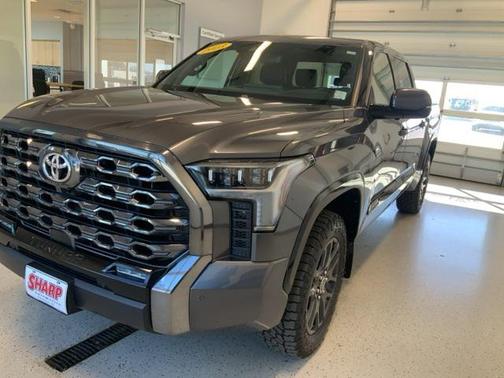 2023 Toyota Tundra Platinum
