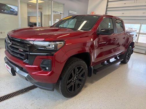 Radiant Red Tintcoat 2025 Chevrolet Colorado Z71