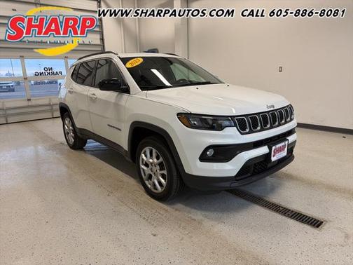 2023 Jeep Compass Latitude Lux