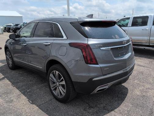 2021 Cadillac XT5 Premium Luxury