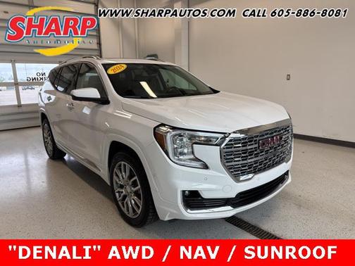2024 GMC Terrain Denali