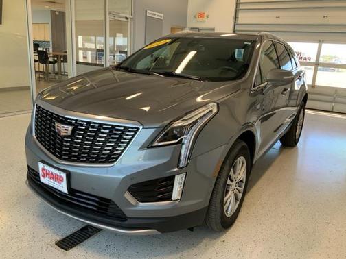 2022 Cadillac XT5 Premium Luxury