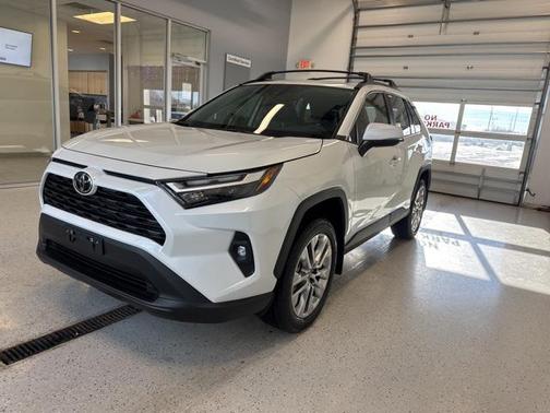 2025 Toyota RAV4 XLE Premium