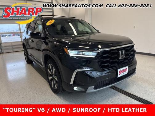 2024 Honda Pilot Touring 8-Passenger