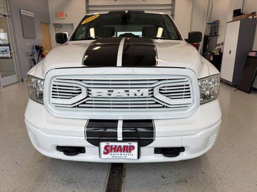 Bright White Clearcoat 2022 RAM 1500 Classic SLT