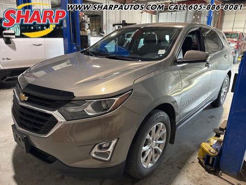 Pepperdust Metallic 2019 Chevrolet Equinox 1LT