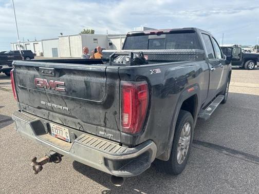 2022 GMC Sierra 2500 SLT
