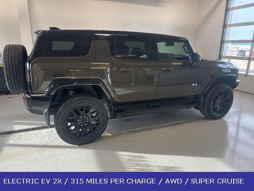 2026 GMC HUMMER EV SUV 2X