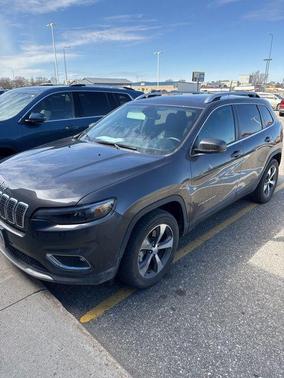 Granite Crystal Metallic Clearcoat 2019 Jeep Cherokee Limited