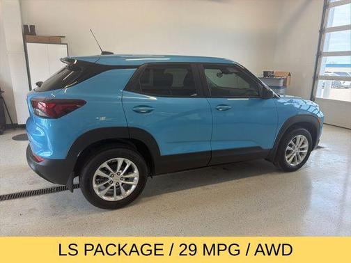 Marina Blue Metallic 2026 Chevrolet Trailblazer LS