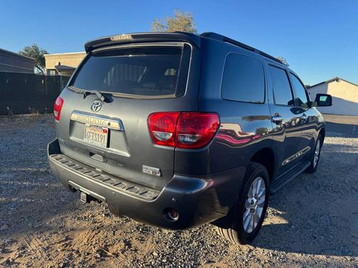2008 Toyota Sequoia Platinum