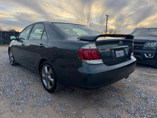 2006 Toyota Camry SE V6