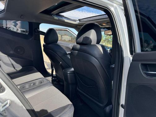 2012 Hyundai Veloster Base