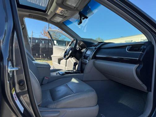 2012 Toyota Camry XLE