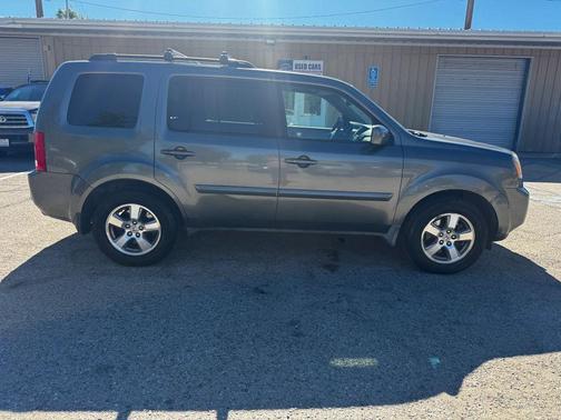 Gray 2009 Honda Pilot EX-L