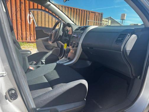 2011 Toyota Corolla S