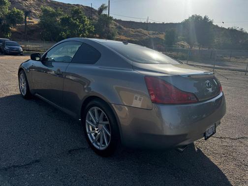 Gray 2008 INFINITI G37 G37 Journey Coupe 2D