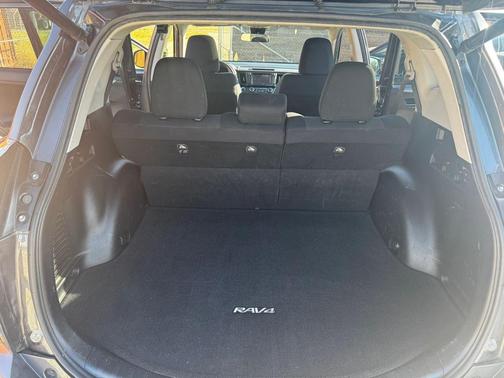 Magnetic Gray Metallic 2017 Toyota RAV4 XLE