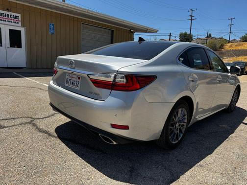 Silver 2018 Lexus ES 350 Base