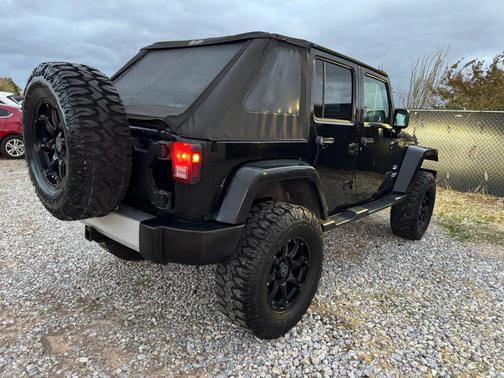 2012 Jeep Wrangler Unlimited Sahara